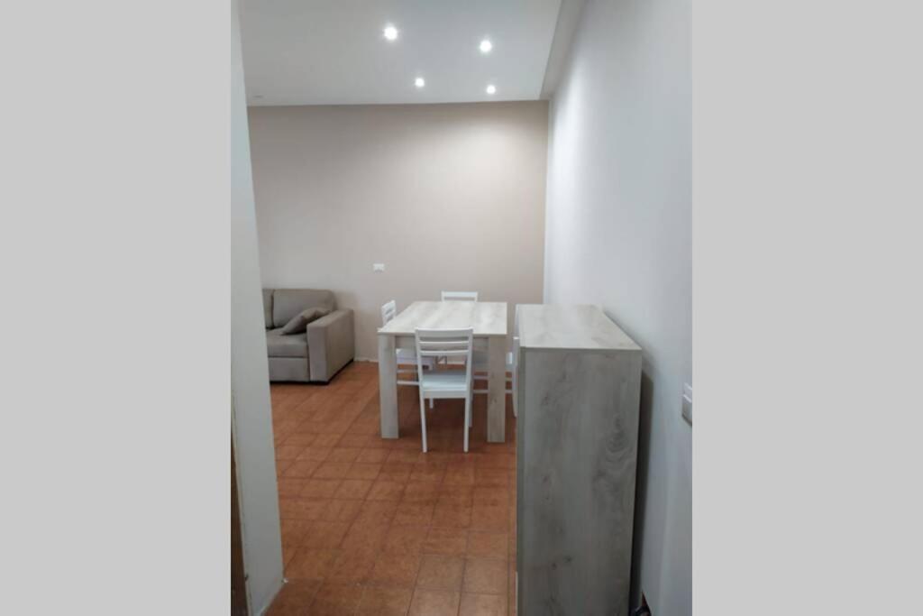Beach House, 300 M Dal Mare, Marina Di Massa Zewnętrze zdjęcie