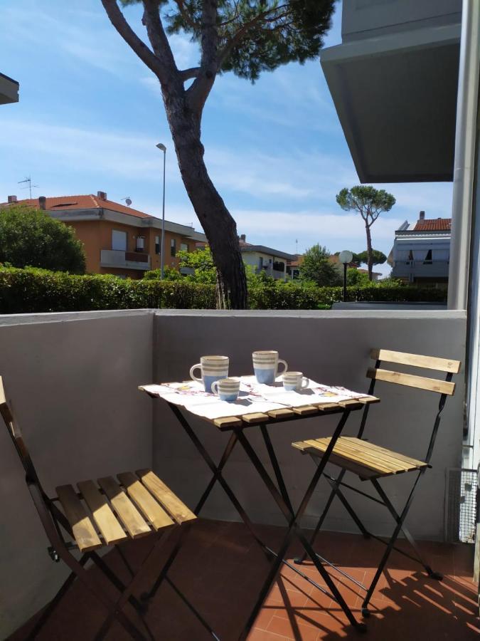 Beach House, 300 M Dal Mare, Marina Di Massa Zewnętrze zdjęcie