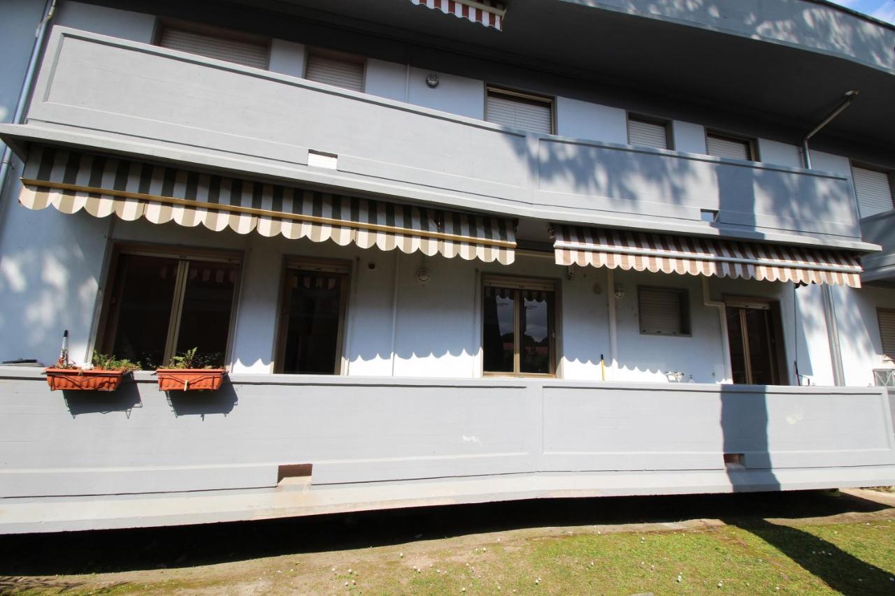 Beach House, 300 M Dal Mare, Marina Di Massa Zewnętrze zdjęcie